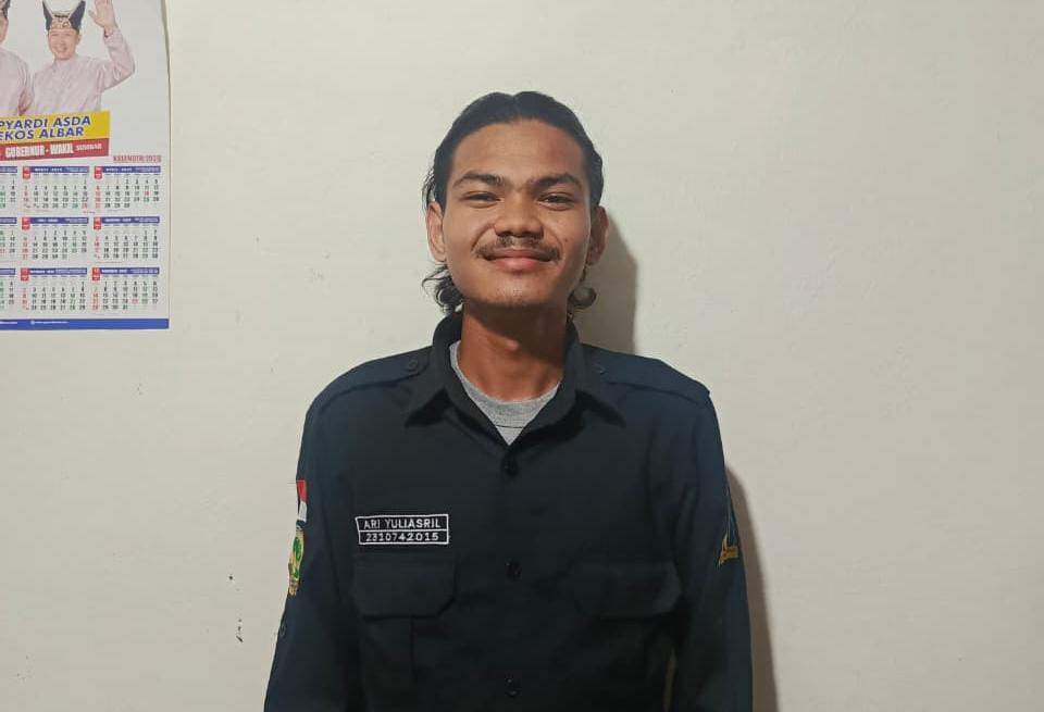 Penulis: Ari Yuliasril